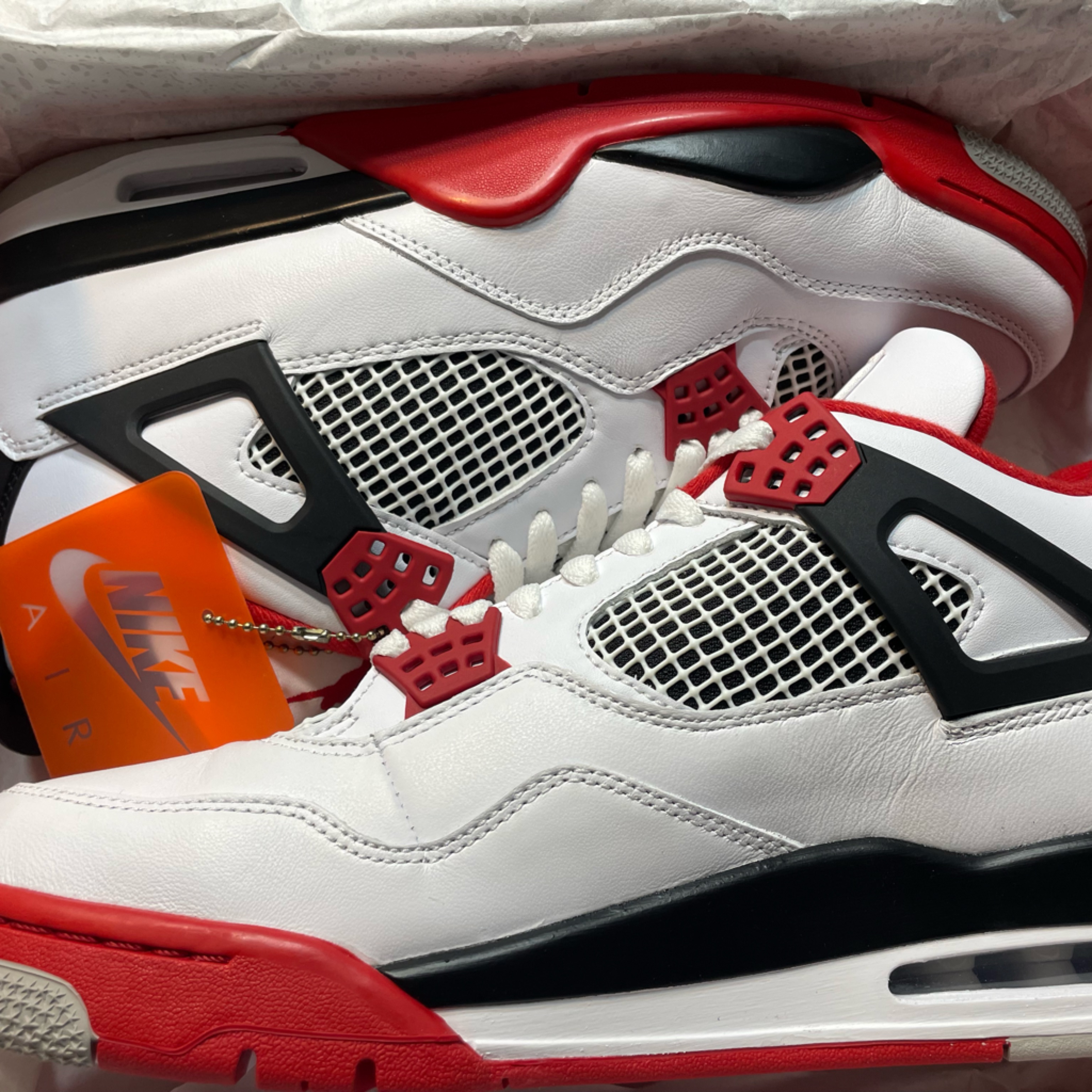 Jordan 4